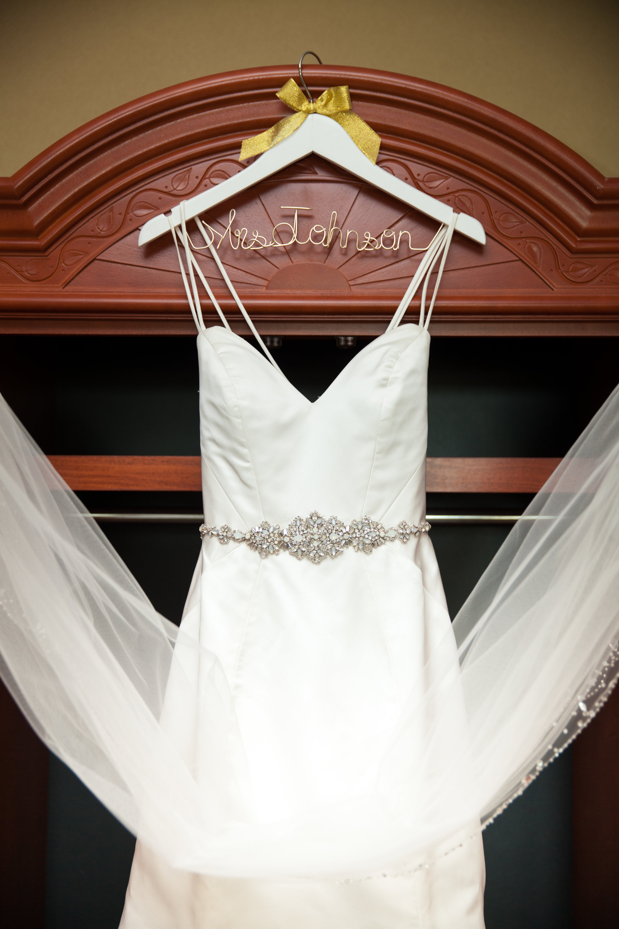 Chasing Autumn Photography, Medicine Hat Photography, Medicine Hat Wedding Photographer, Beveridge Landmark Events, Saskatchewan Wedding Photographer, Southern Alberta Wedding