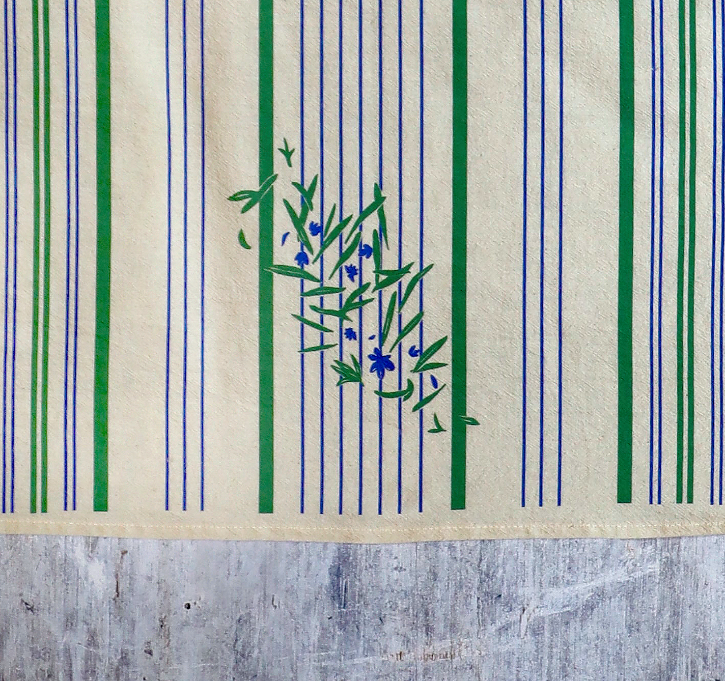 26-Floursack-New-Editions rosemary backdetail.png