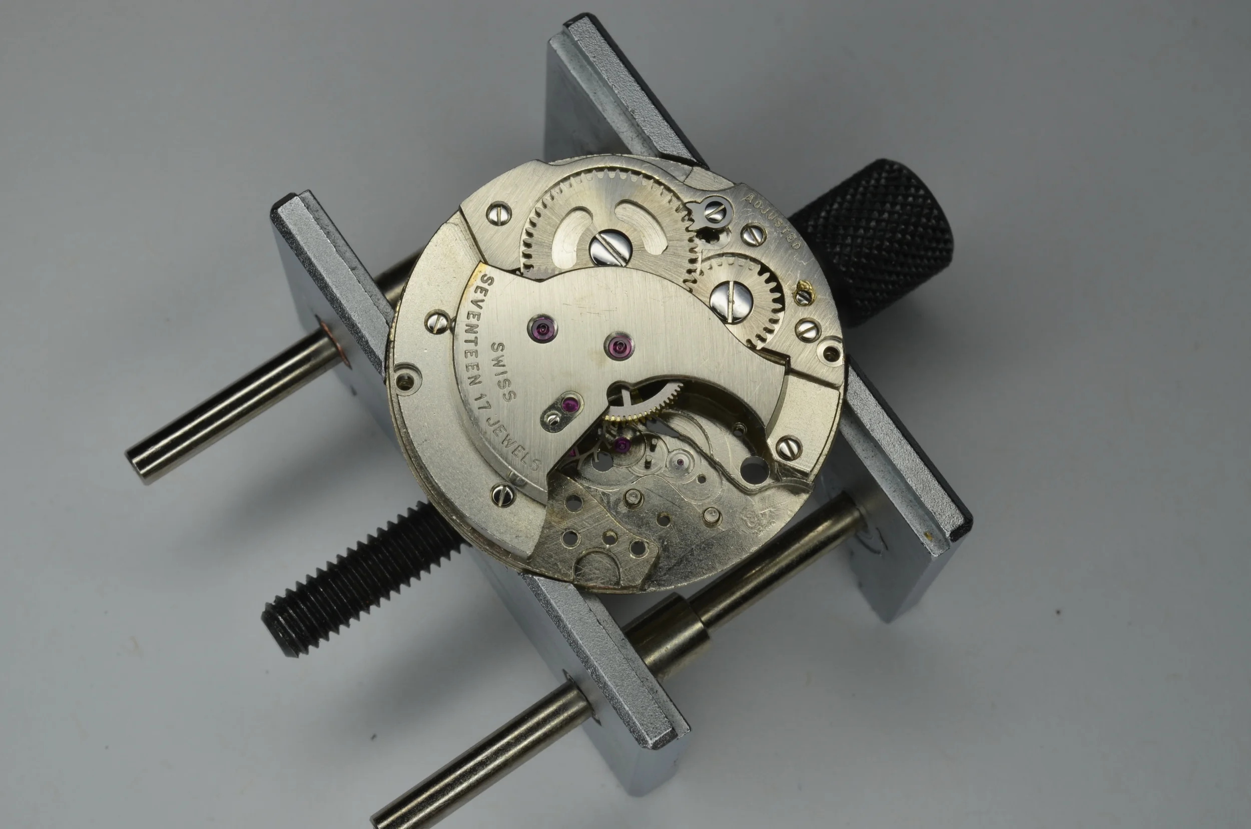 Inspect parts during assembly and oil as required.