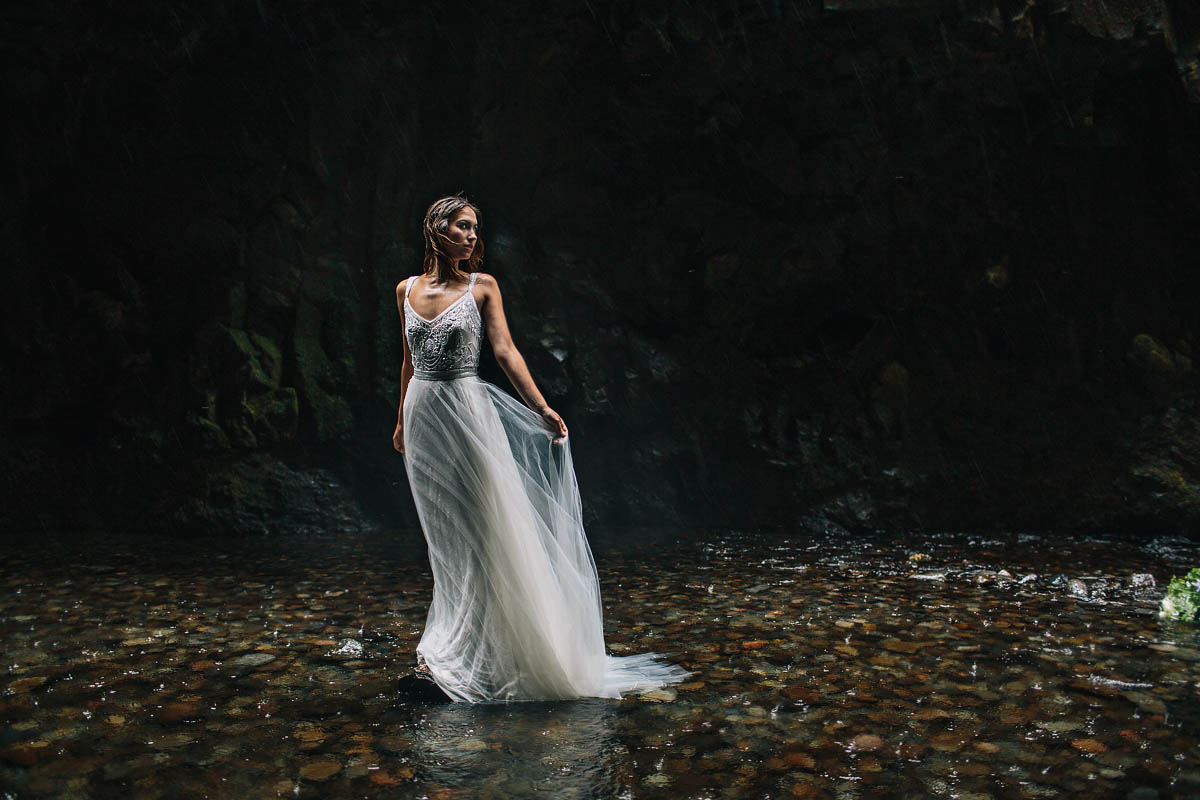 Jess Hunter Photography, Oregon coast elopement photographer, Oregon elopement idea, Colmbia River Gorge wedding and elopement photographer, Seattle and Pacific Northwest elopement photographer, small intimate forest wedding in Oregon, riverside wedding ceremony, Portland oregon wedding photographer, artistic wedding photography in the Pacific Northwest, Northwest inspired wedding, BHLDN wedding dress, wild bouquet