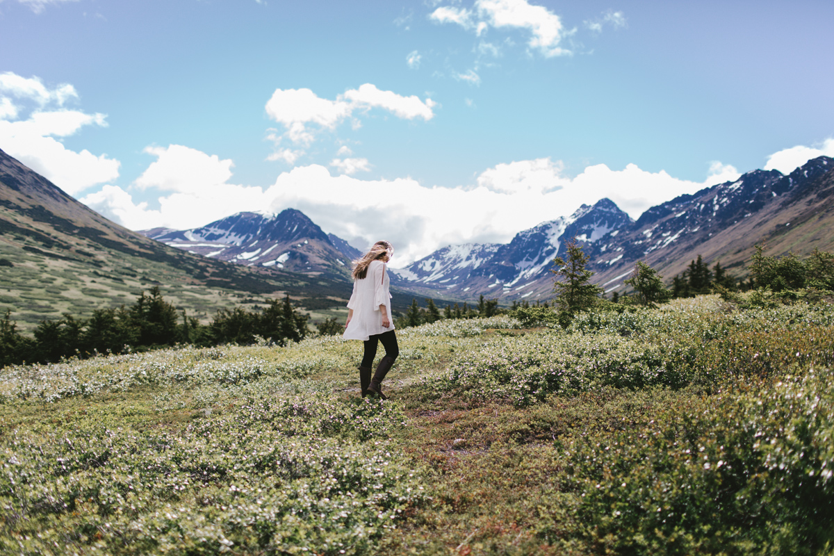 Photo by Jess Hunter, Anchorage Alaska wedding & elopement photographer, Chugach mountain range, Anchorage mountain portrait sesssion, adventure photography, elopement locations in Alaska, Jessica L. Hunter