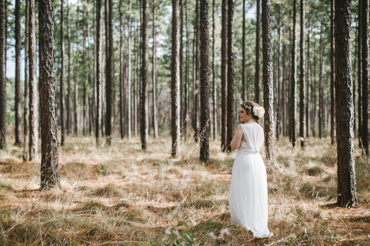 Southern wedding at Quail's Landing in Ashburn, Georgia photographed by Jess Hunter // Savannah, GA wedding photographer // Jacknsonville, FL wedding photographer, South Georgia wedding photography, North Florida wedding photography, Southern wedding traditions, wedding in the woods, bride and groom portraits in the woods, southern pine wedding