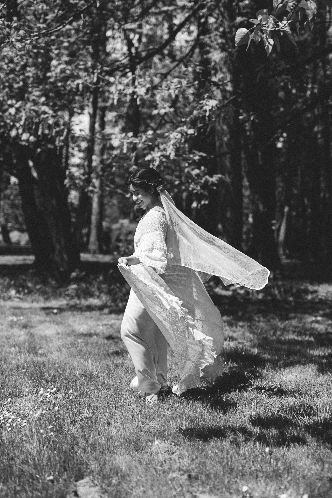 photography by Jess Hunter, intimate Portland wedding photographer, botanical inspired wedding in Portland, OR at a pioneer church, vintage lace wedding dress, hipster Portland wedding, elopement in the forests of Oregon, forest bride, vintage bridal style, Jessica L Hunter, Seattle elopement photographer, PDX wedding