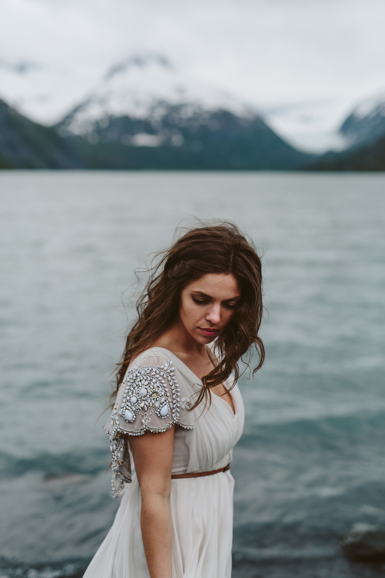 jess-hunter-photographer-alaska-destination-elopement-6025.jpg
