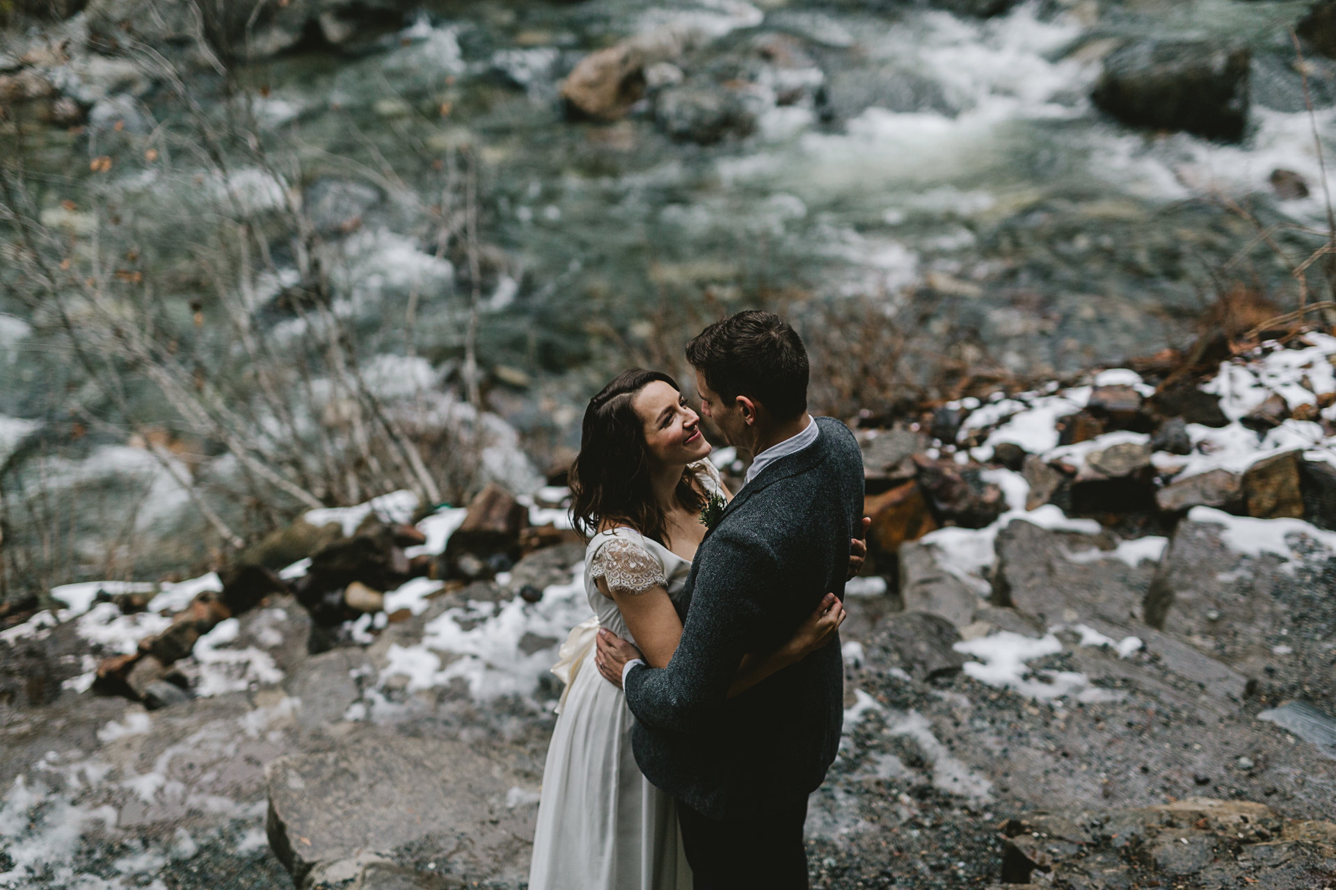 jess-hunter-seattle-mountain-forest-elopement-2079.jpg