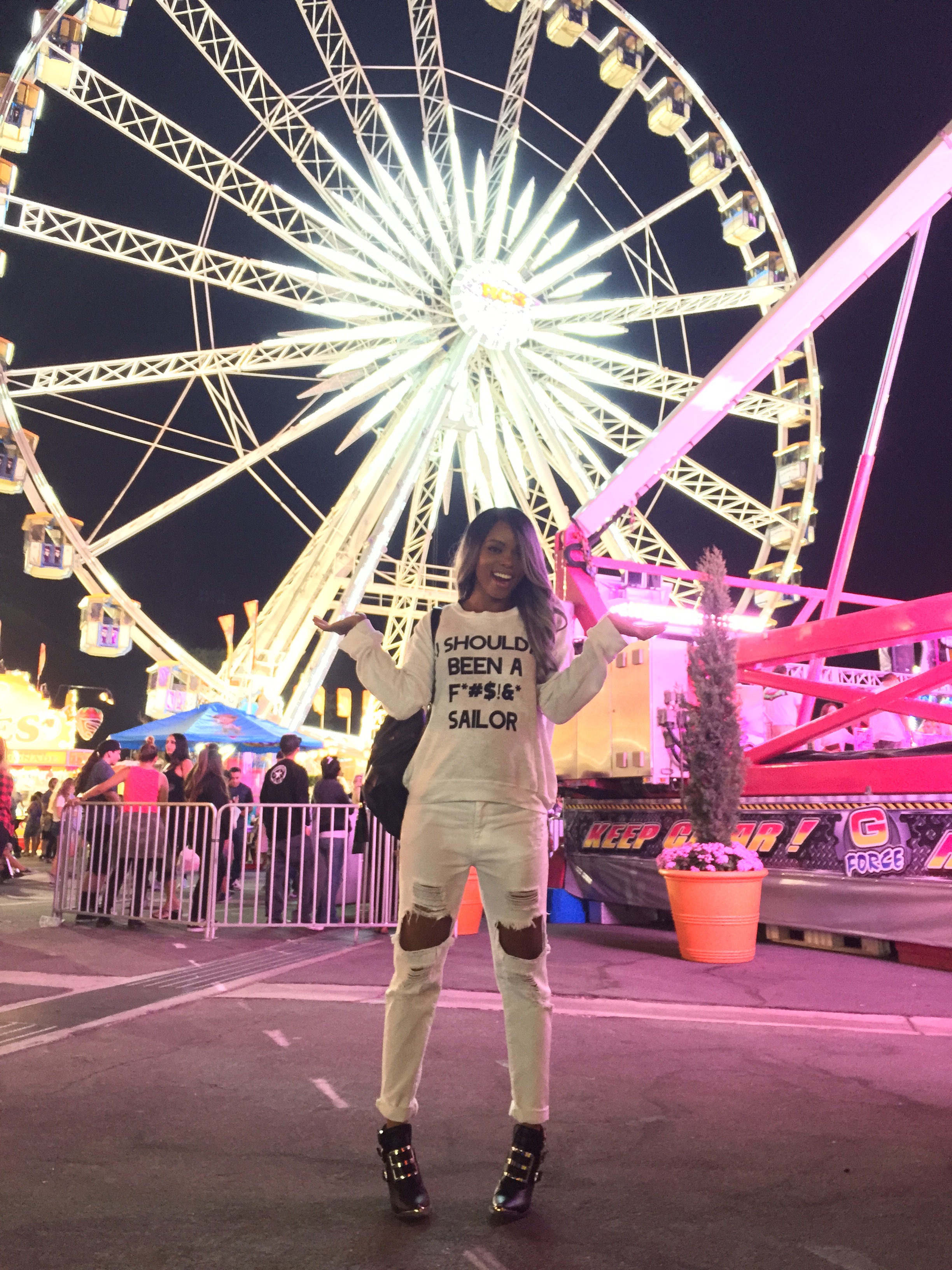 A huge part of my love for the fair is the FOOD! I literally ate so much I made my stomach hurt. My favorites were: Pinks "Martha Stewart" hot dog & fries, fresh of the girl giant turkey leg, grilled corn, strawberry cheesecake crepes, and my Favorite "Deep fried Oreos". 