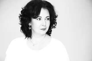 Elena photo_june2017_03.jpeg