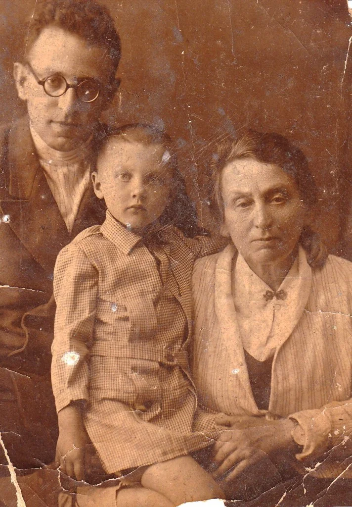 VasilyGrossmanKatyaEkaterinaSavelyevna(their last meeting).jpg