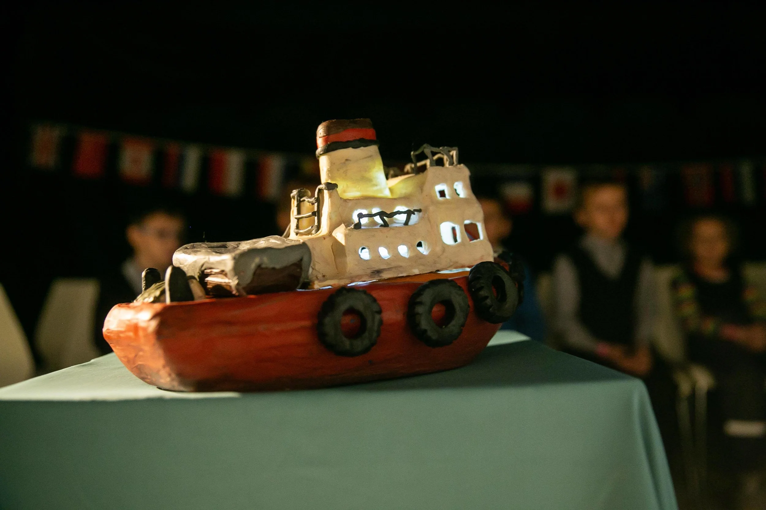 Спектакль 'Баллада о маленьком буксире': для детей 8-12 лет