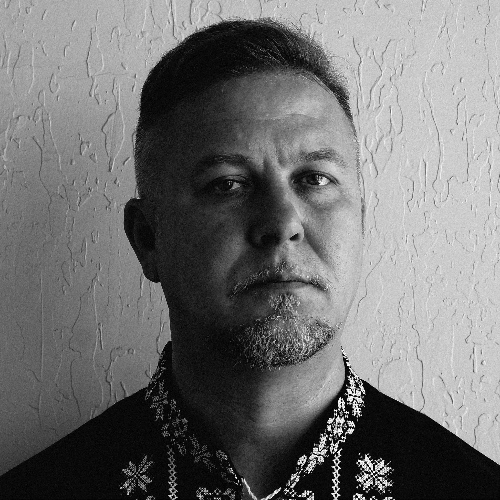 Central Asian Colonial Bodies: Redrafting Art History