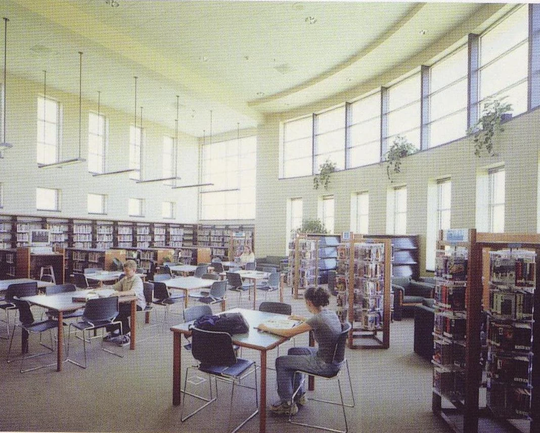 school pic-lib-1-110708.JPG