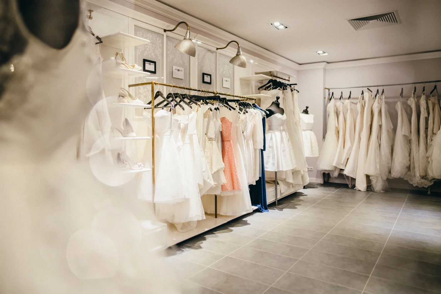 vogelsfotos geschichten portfolio la petite blanche Brautkleid-32.jpg
