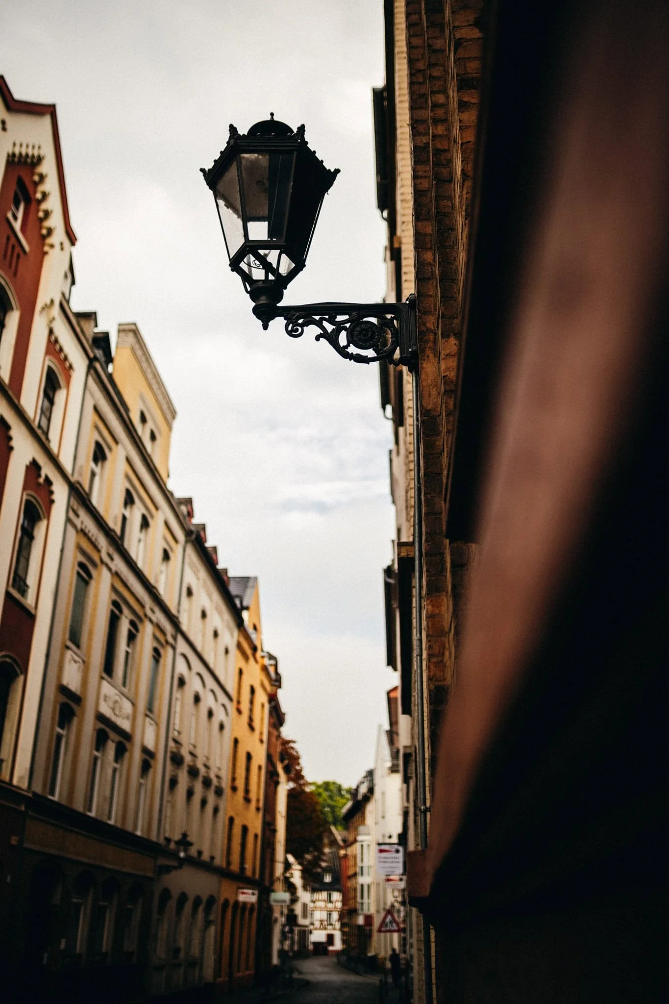 vogelsfotos Paarshooting hochzeit RheinMain Altstadt-001.jpg