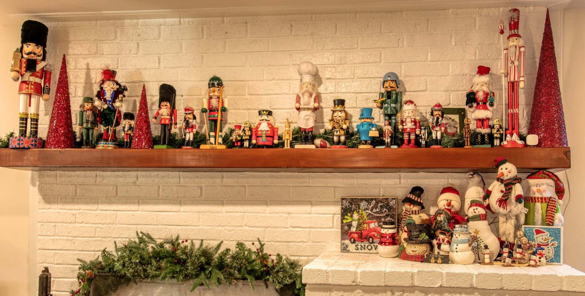 Christmas Decorations (December 2025)
