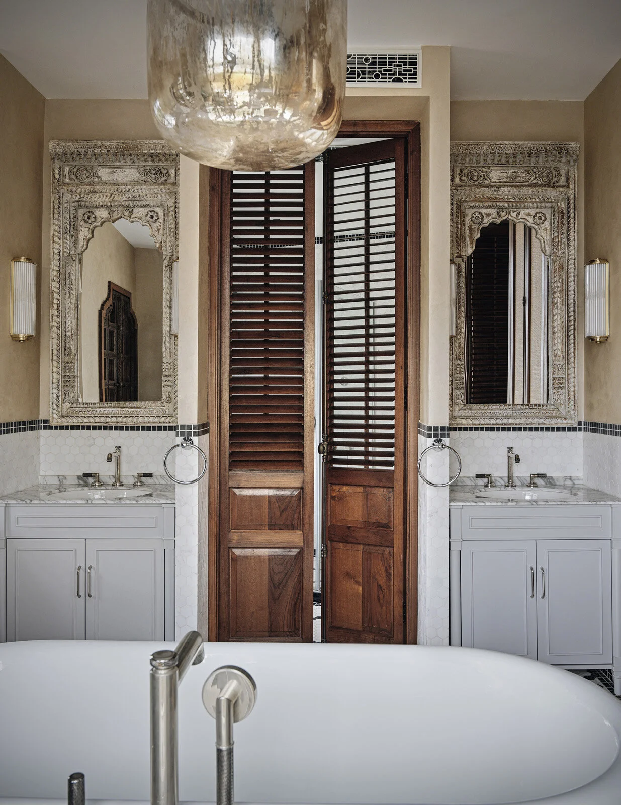 BATHROOM 4.jpg