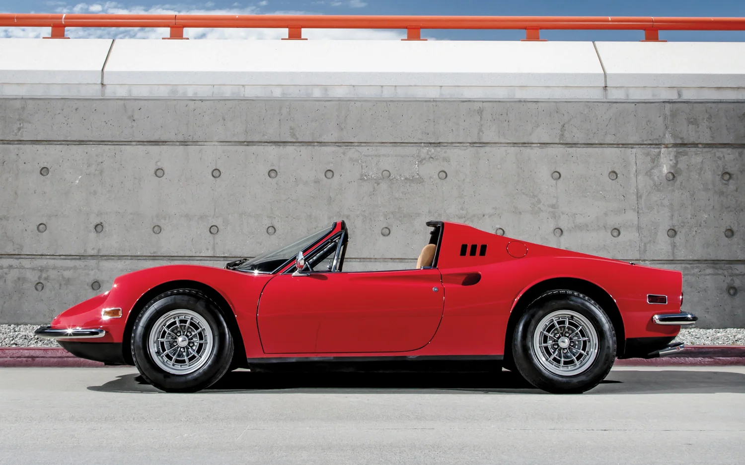 http---image.motortrend.com-f-classic-features-12q4_1973_ferrari_dino_246gts-41955638-1973-ferrari-dino-246gts-side.jpg