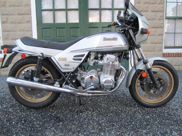The 900 Sei
