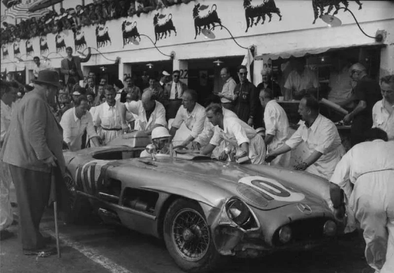 A third of the 4 300 SLRs Mercedes entered