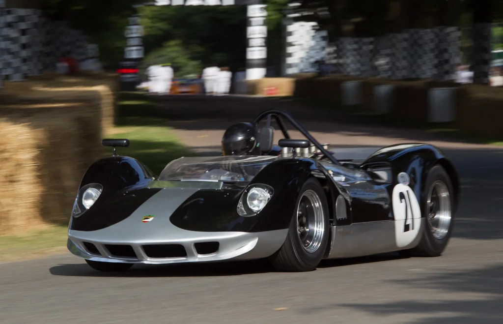 The McLaren M1A