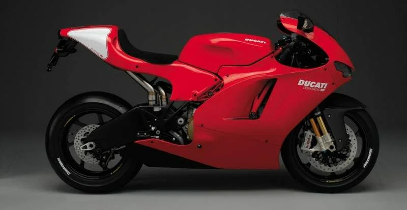 Ducati Desmosedici RR 5.jpg