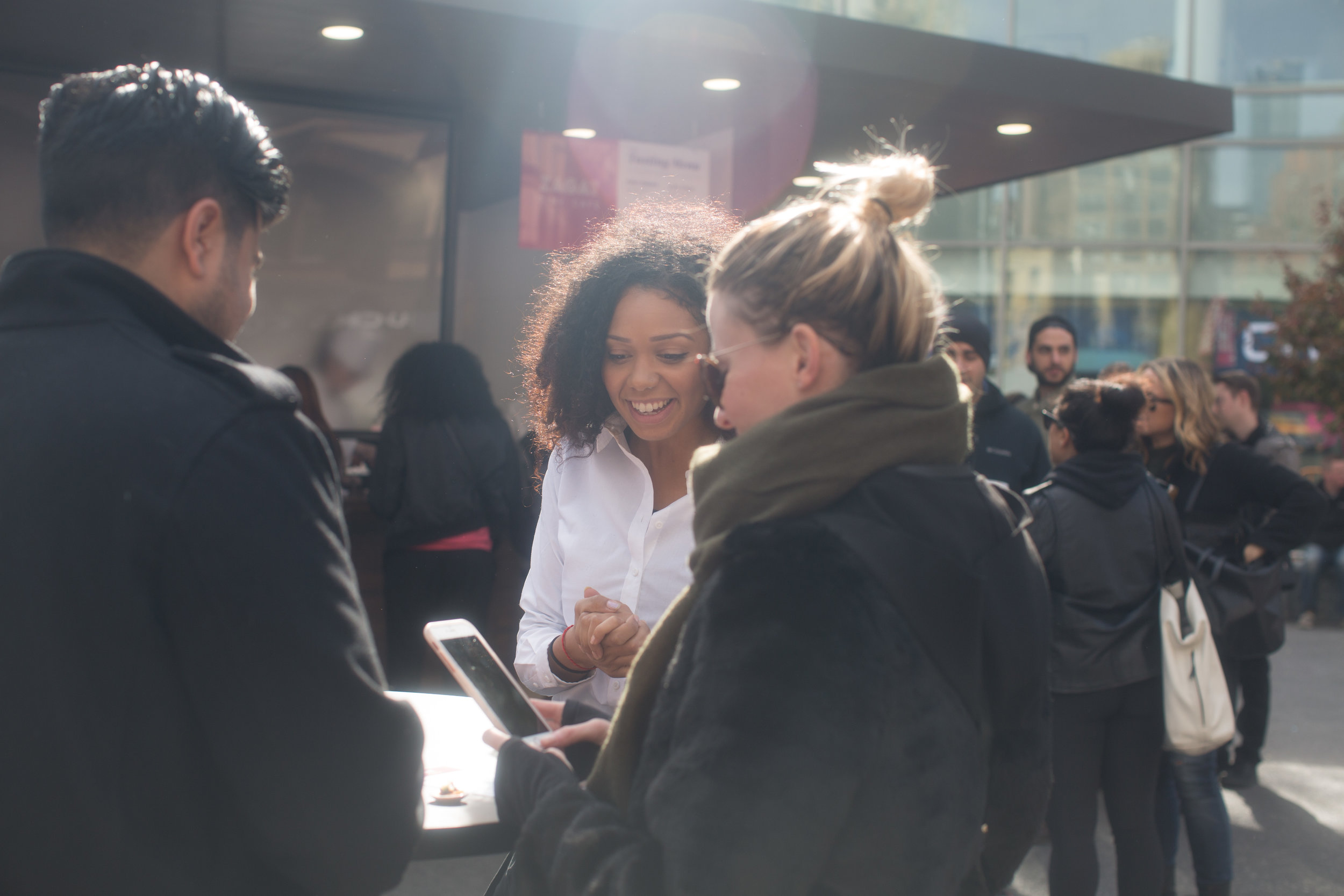 Brand ambassadors showed waiting diners how to download the app and find the "human-scale" versions of their favorite dishes. I choreographed the brand ambassadors, providing messaging and training.