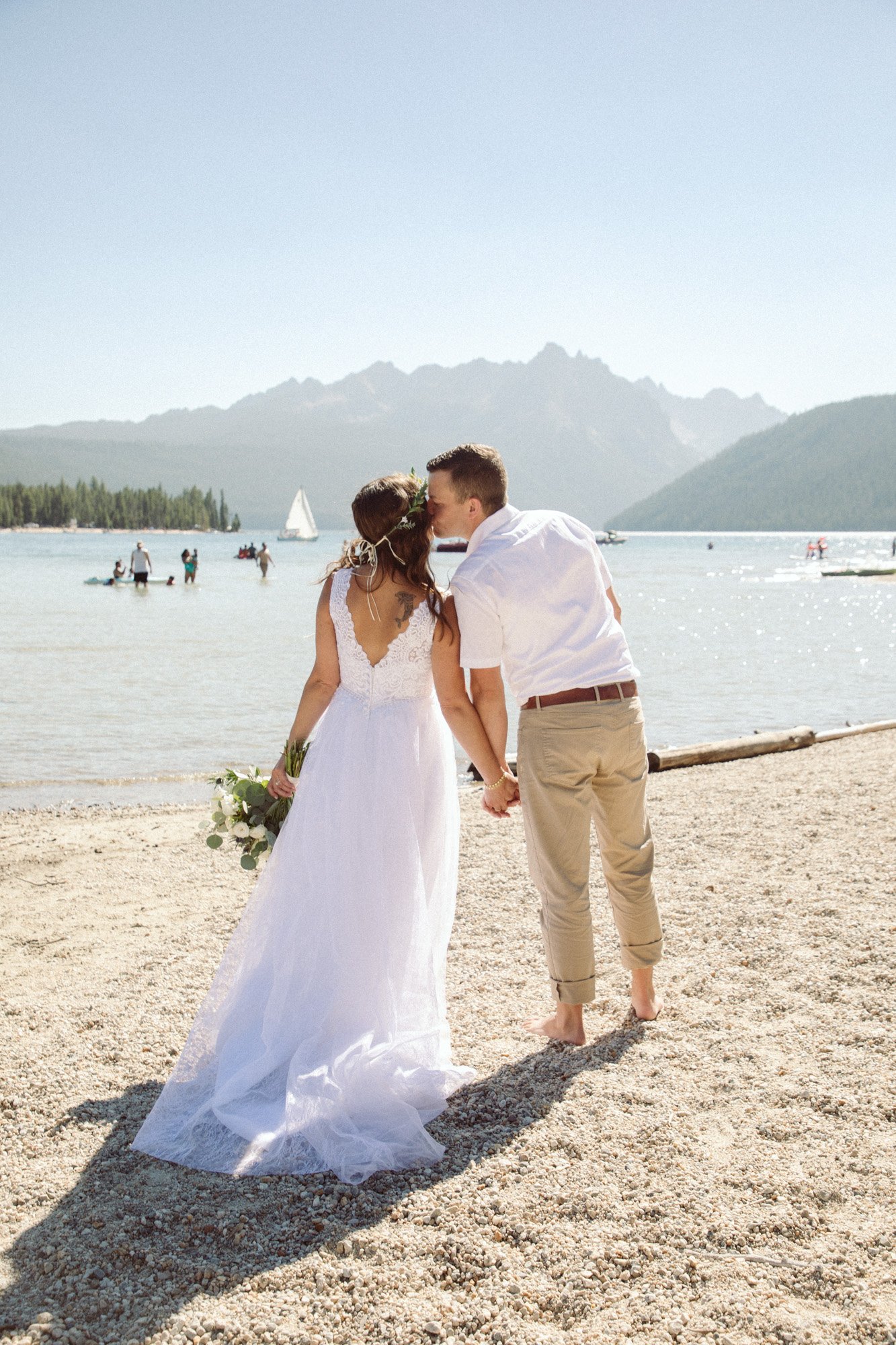 Lakeside summer elopement at Redfish Lake, Stanley, Idaho with photography by Tessa Sheehan