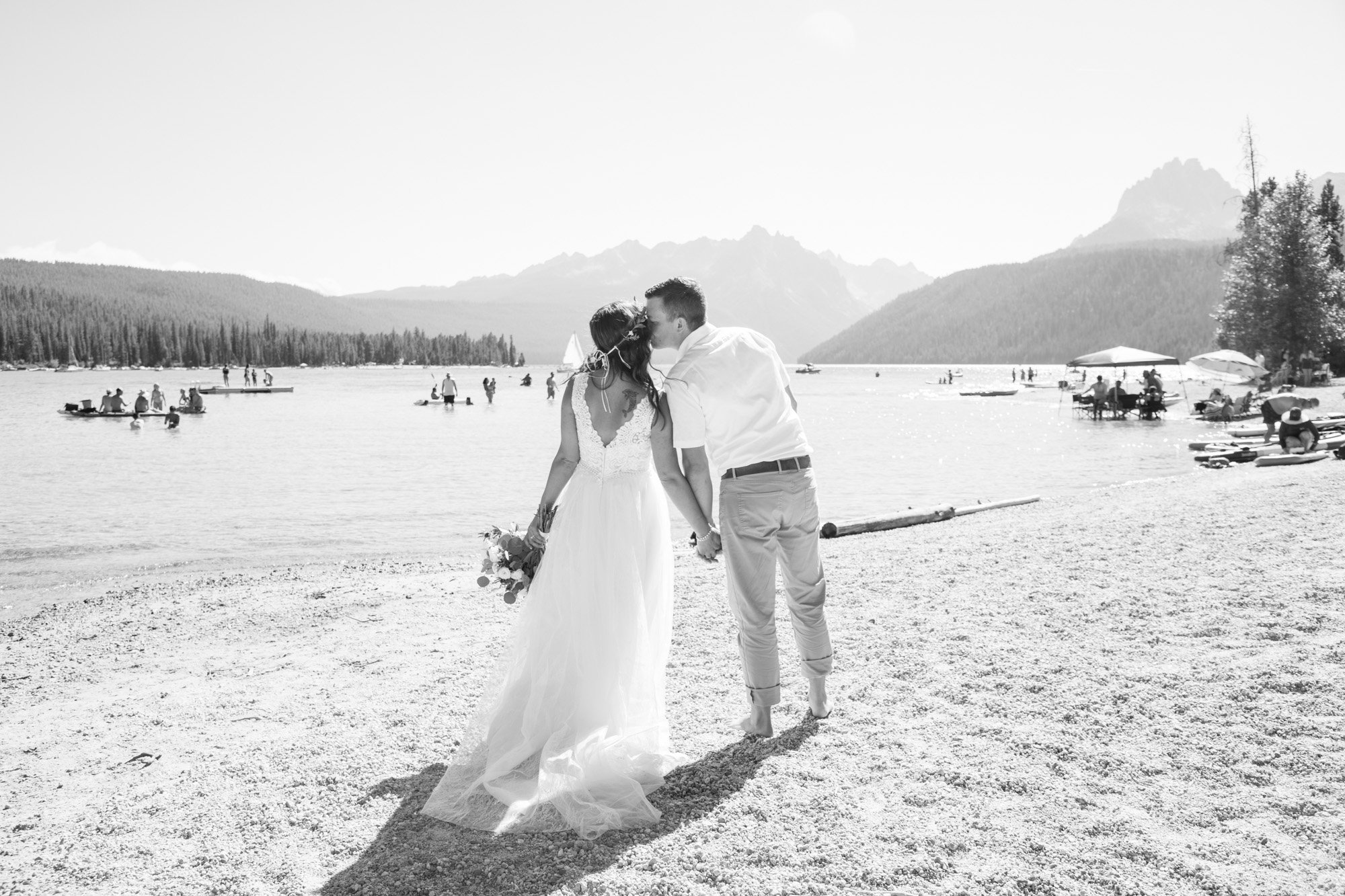 Lakeside summer elopement at Redfish Lake, Stanley, Idaho with photography by Tessa Sheehan