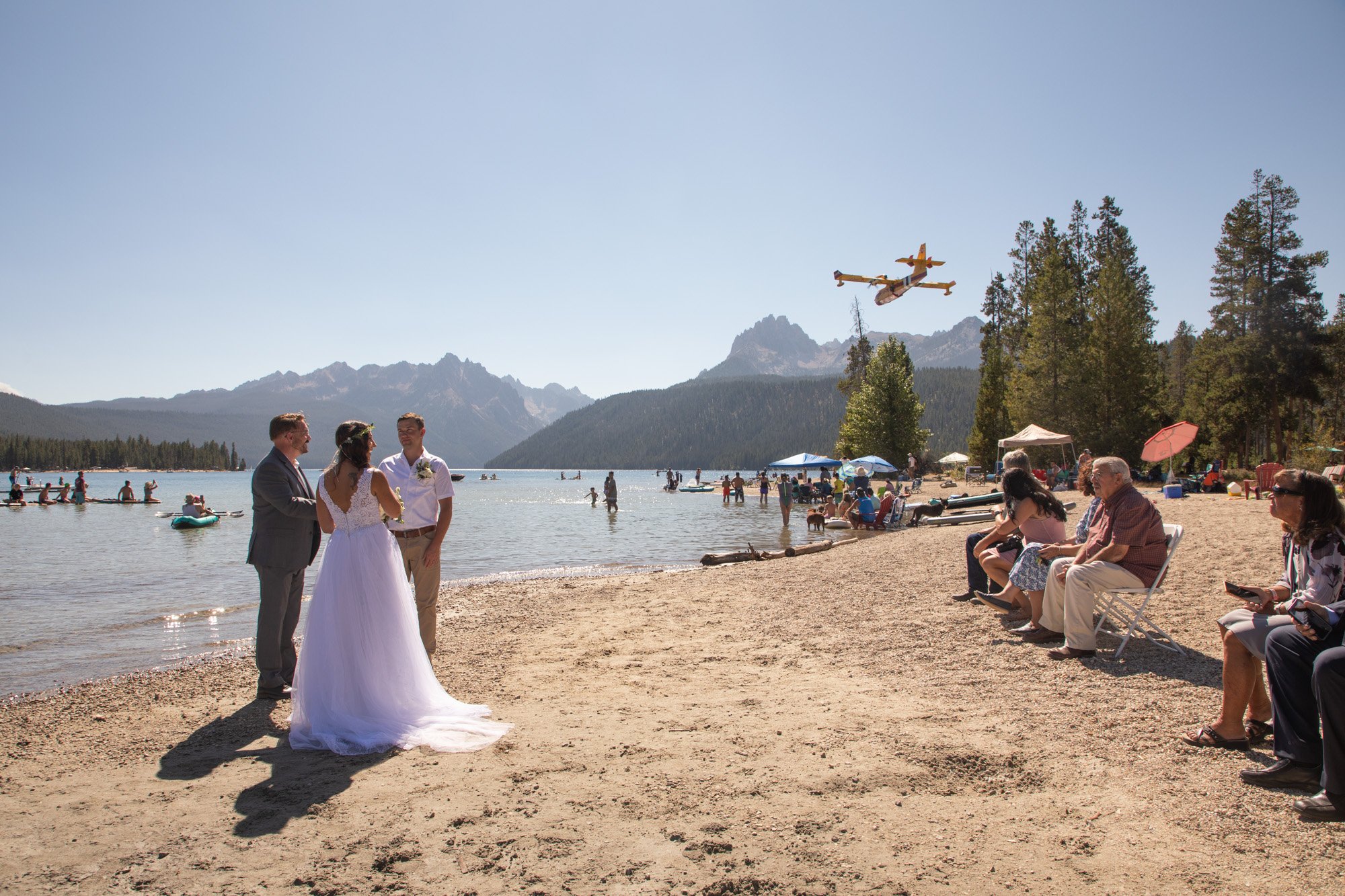 Lakeside summer elopement at Redfish Lake, Stanley, Idaho with photography by Tessa Sheehan