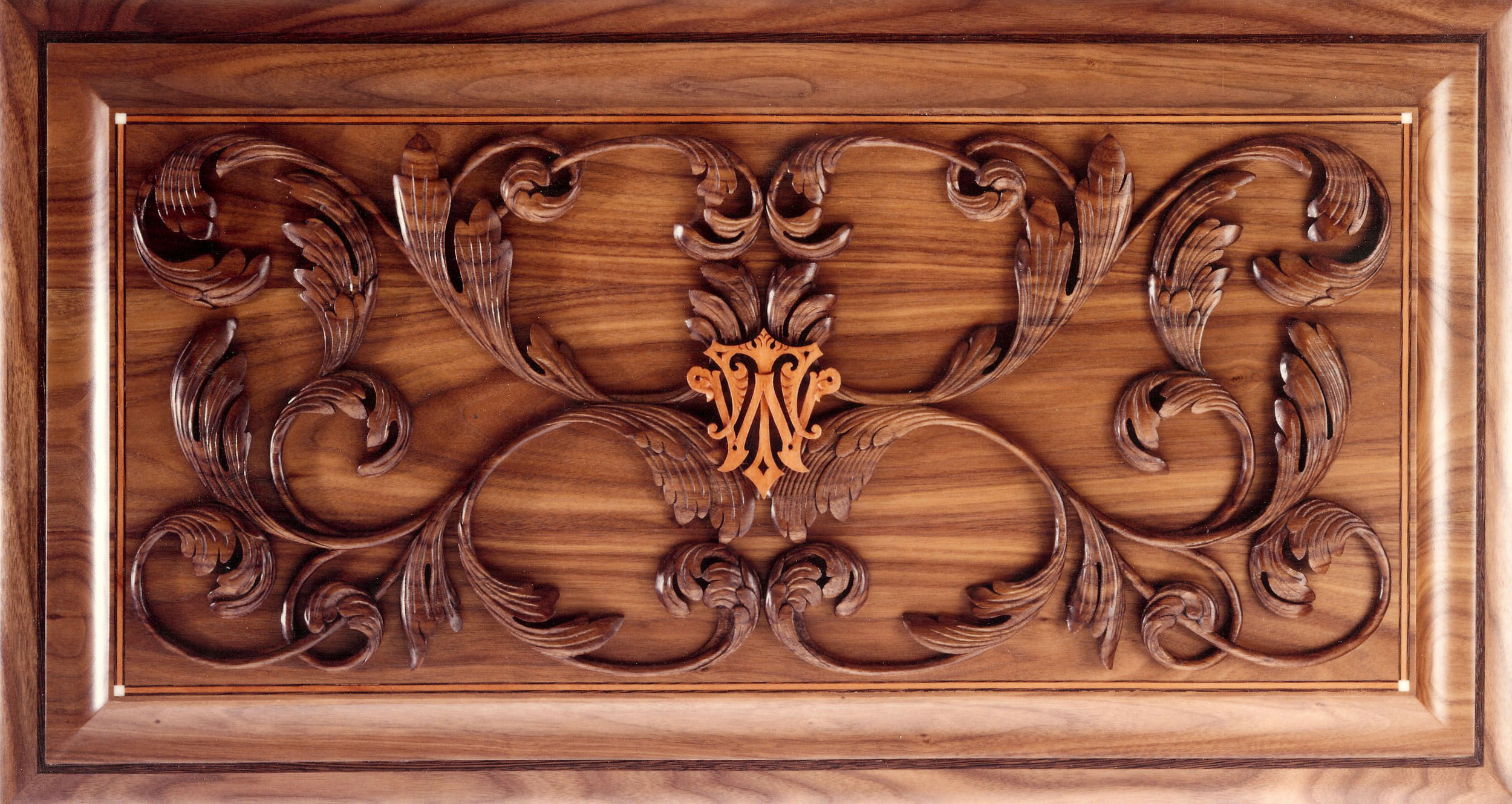 Humidor, Carved Lid, detail