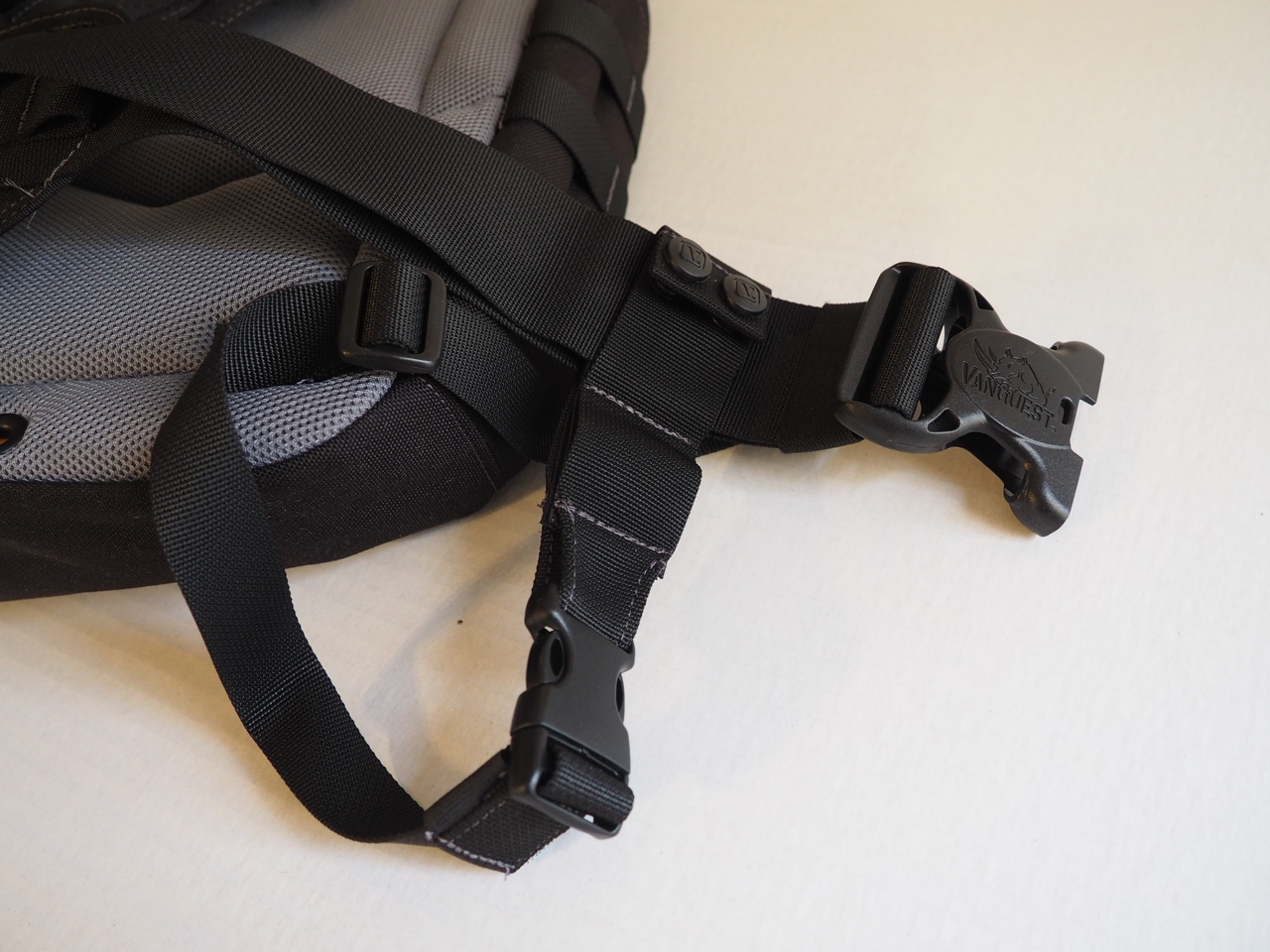Stabilizing cross strap, removable