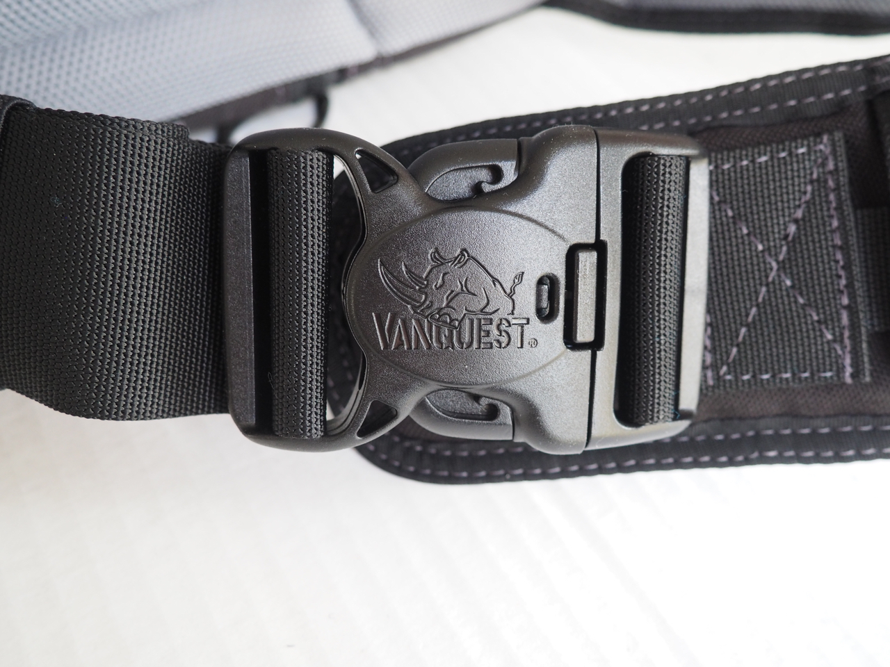 Beefy buckle for the main sling strap