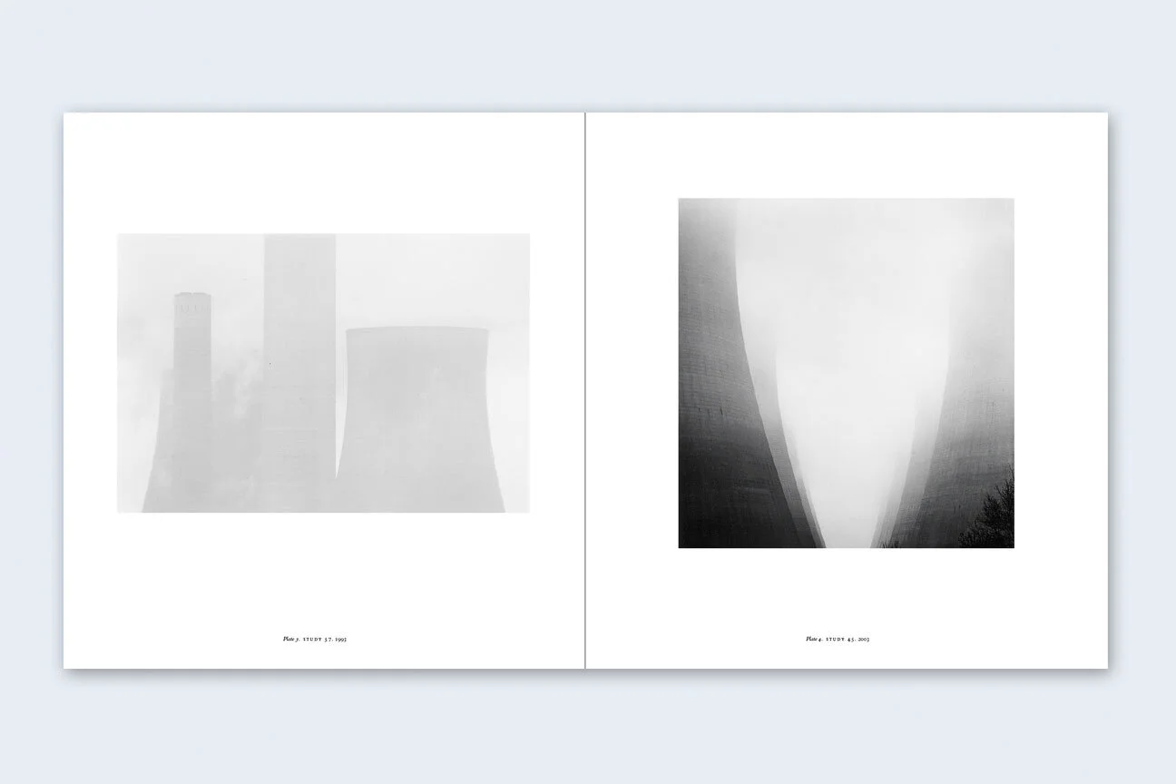 Ratcliffe Power Station マイケル・ケンナ写真集 MICHAEL KENNA | RATCLIFFE POWER STATION — Nazraeli Press