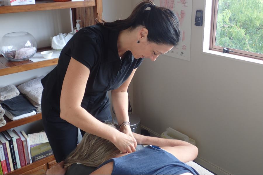 Clinic 38 Acupuncture Treatment for Neck Pain