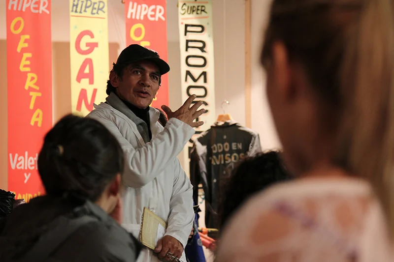 WILLIAM GUTIERREZ • PINTURA PICOTERA Dos talleres en el marco de un programa de actividades sobre arte e identidades latinoamericana en Sao Paulo dictados por una leyenda viva de la gráfica popular del caribe colombiano.