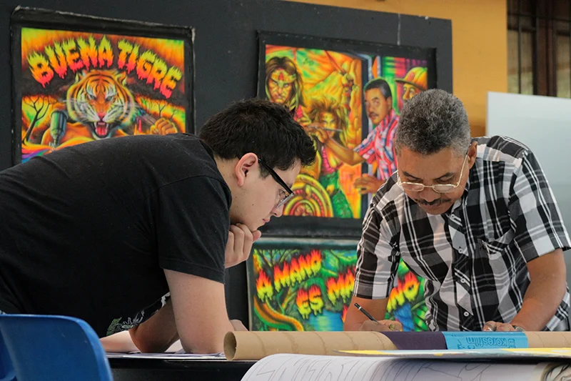 WILLIAM GUTIERREZ • GRAFICA PICOTERA Un taller intensivo de una semana sobre los principios temáticos. compositivos y técnicos de la pintura picotera del caribe colombiana dictada por uno de los sus más grandes exponentes en el marco de la Unión Gr