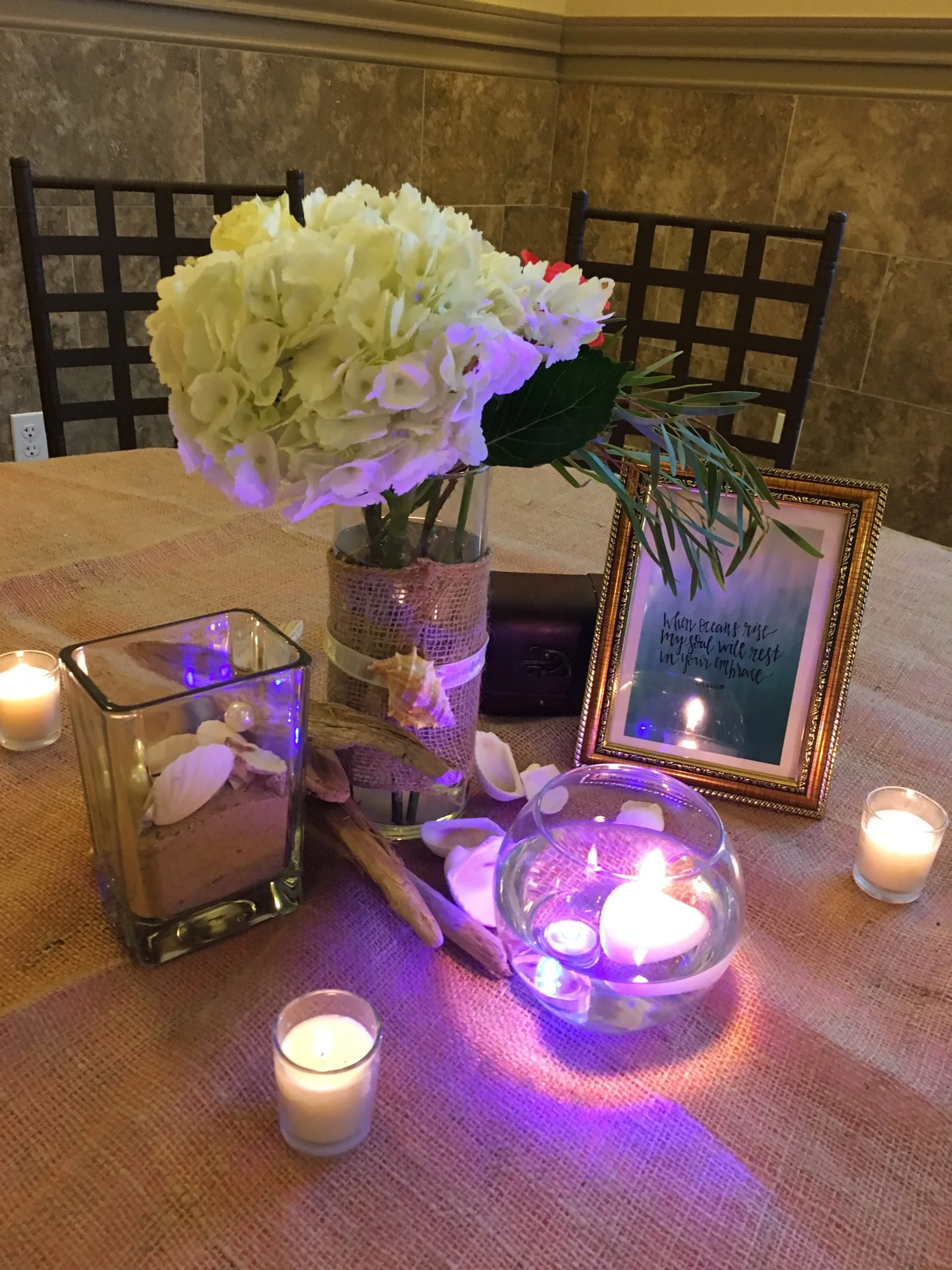 burlap table.jpg