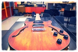guitar.jpg