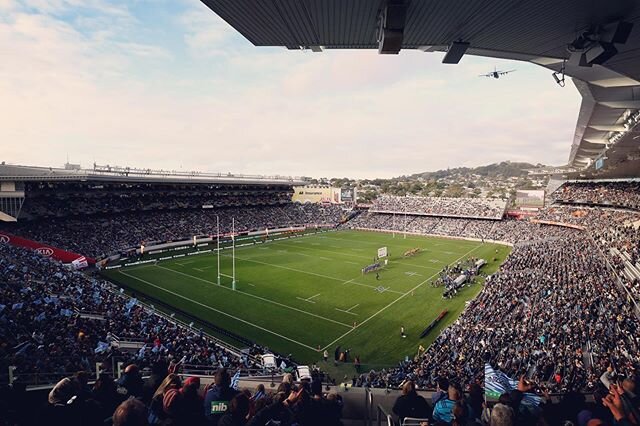 14.06.20 &bull; Three months away from shooting live sport with crowds - Eden Park didn&rsquo;t disappoint today with a sold out crowd welcoming back the @bluesrugbyteam and the @hurricanesrugby teams. Feels good to be back! @gettysport @superrugbynz