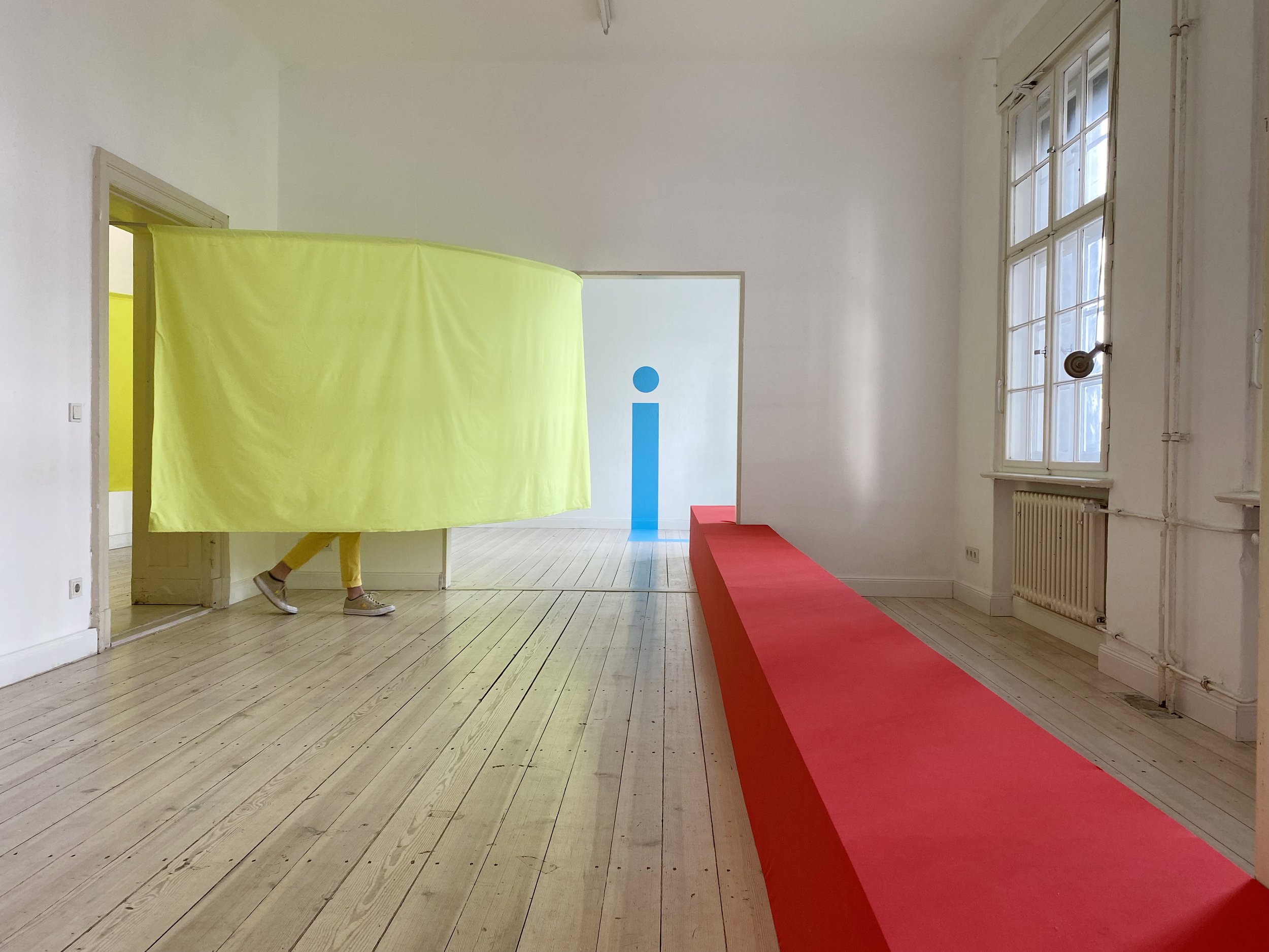 10_Perceived Space_So & So Studio_wandering_ yellow cylinder.jpg