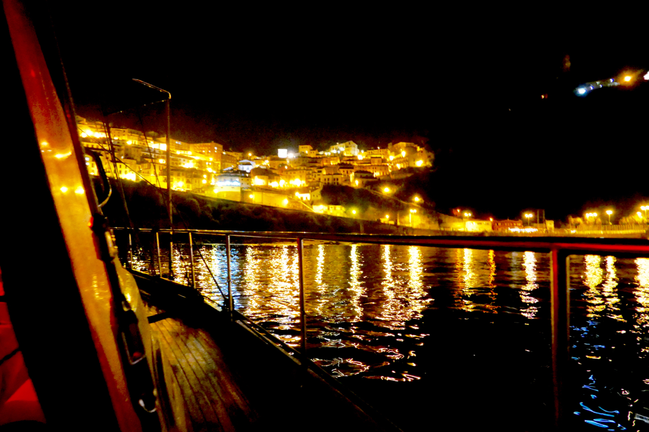 The village of Lastres from the deck of Peregrinus . Top middle: the bell tower of San Roque, which marks every hour. 10 September 2015, Leica Typ 114.
