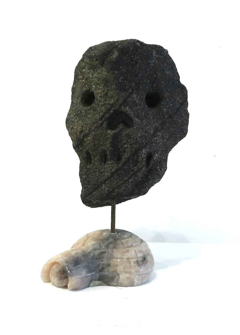 Skull 8.5 x 6 x 3 Stone 866004231 SOLD