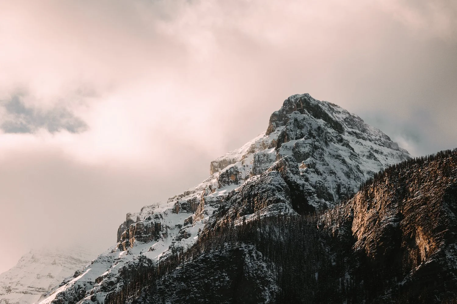 A Winter Getaway to Banff: Adventure, Nature, and Cozy Roadtrips
