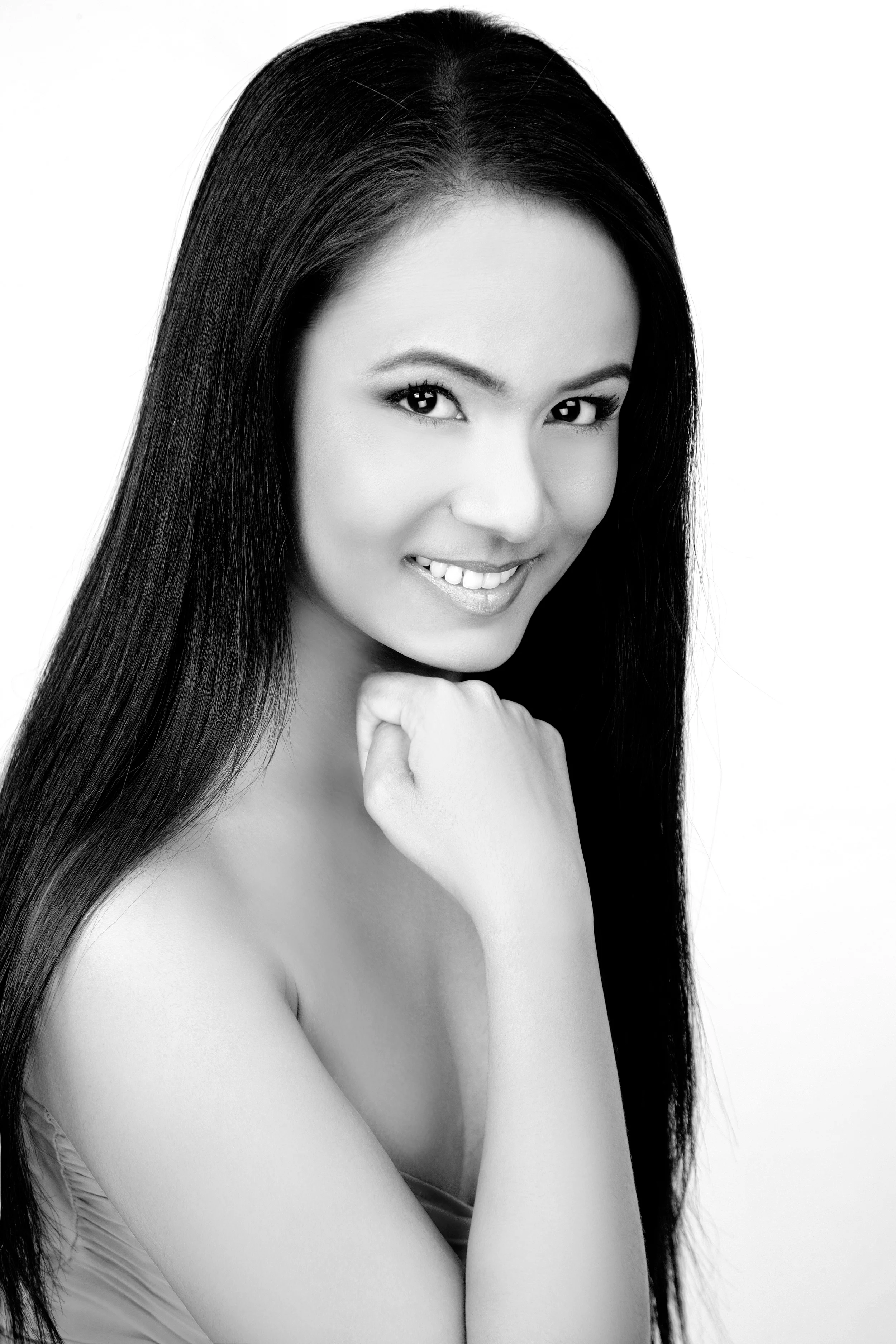 Bernard Ooi 2013 Headshot-4.jpg
