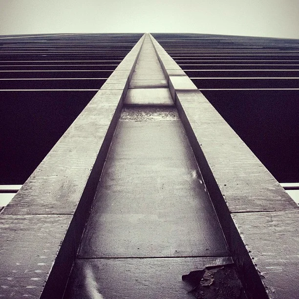 Building or road_9309087355_l.jpg