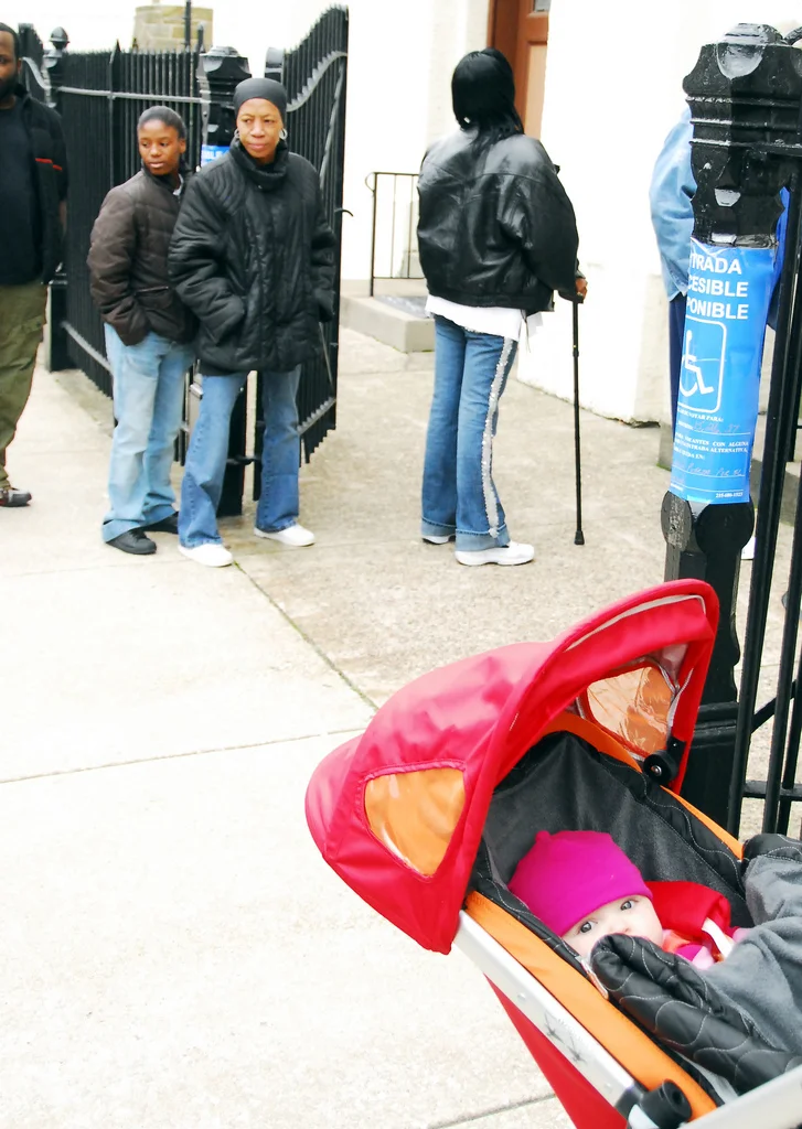 Voting in Philadelphia_3005499647_l.jpg