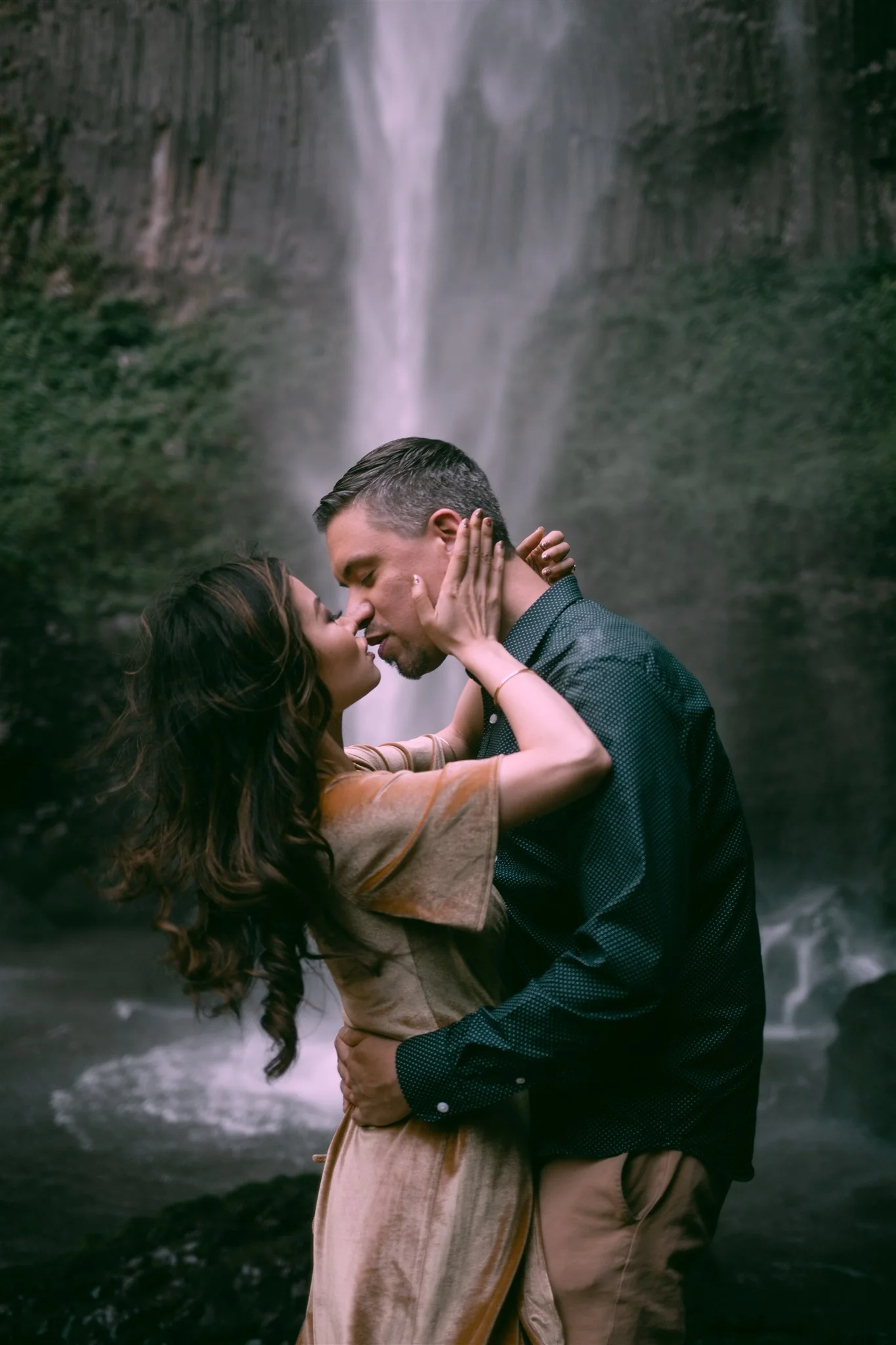 S_and_V_the_Gorge_164.jpg