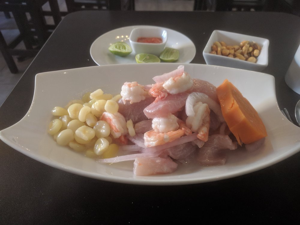 ceviche con langostas- ceviche with shrimps