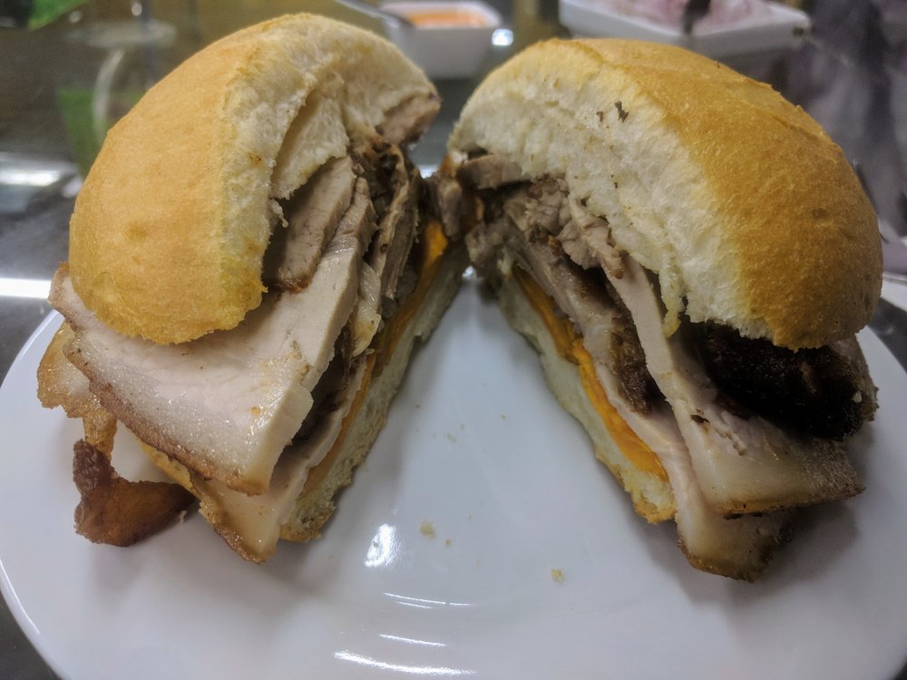 sanguche de chicharron- pork sandwich