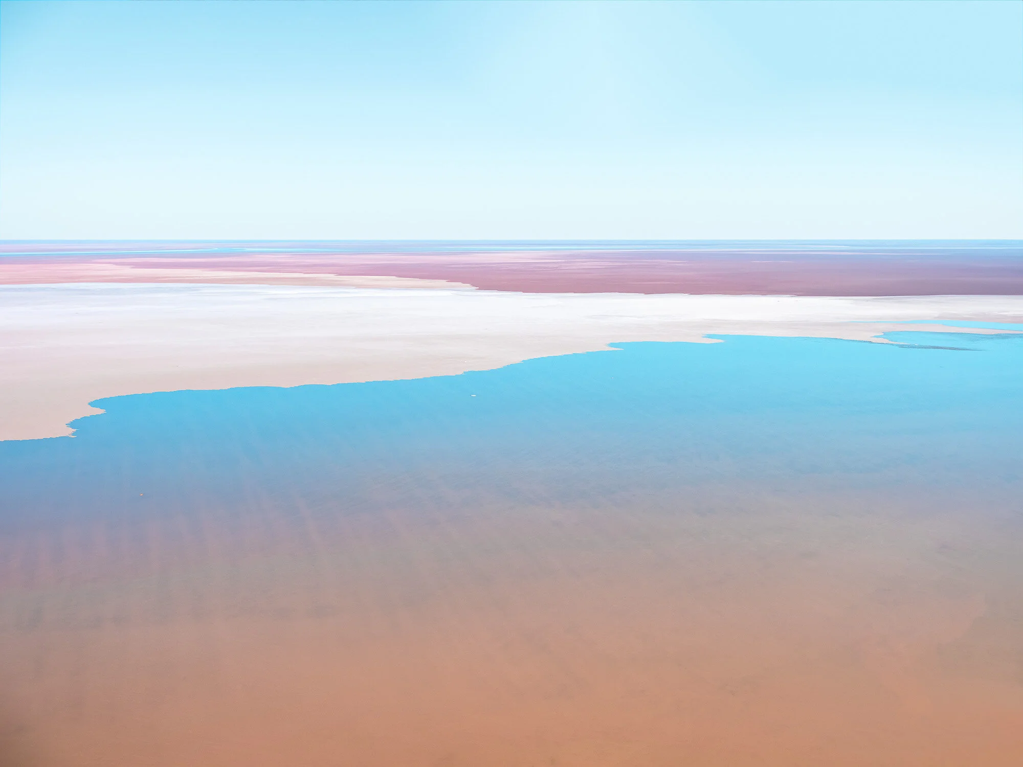 Lake_Eyre_II_1.jpg