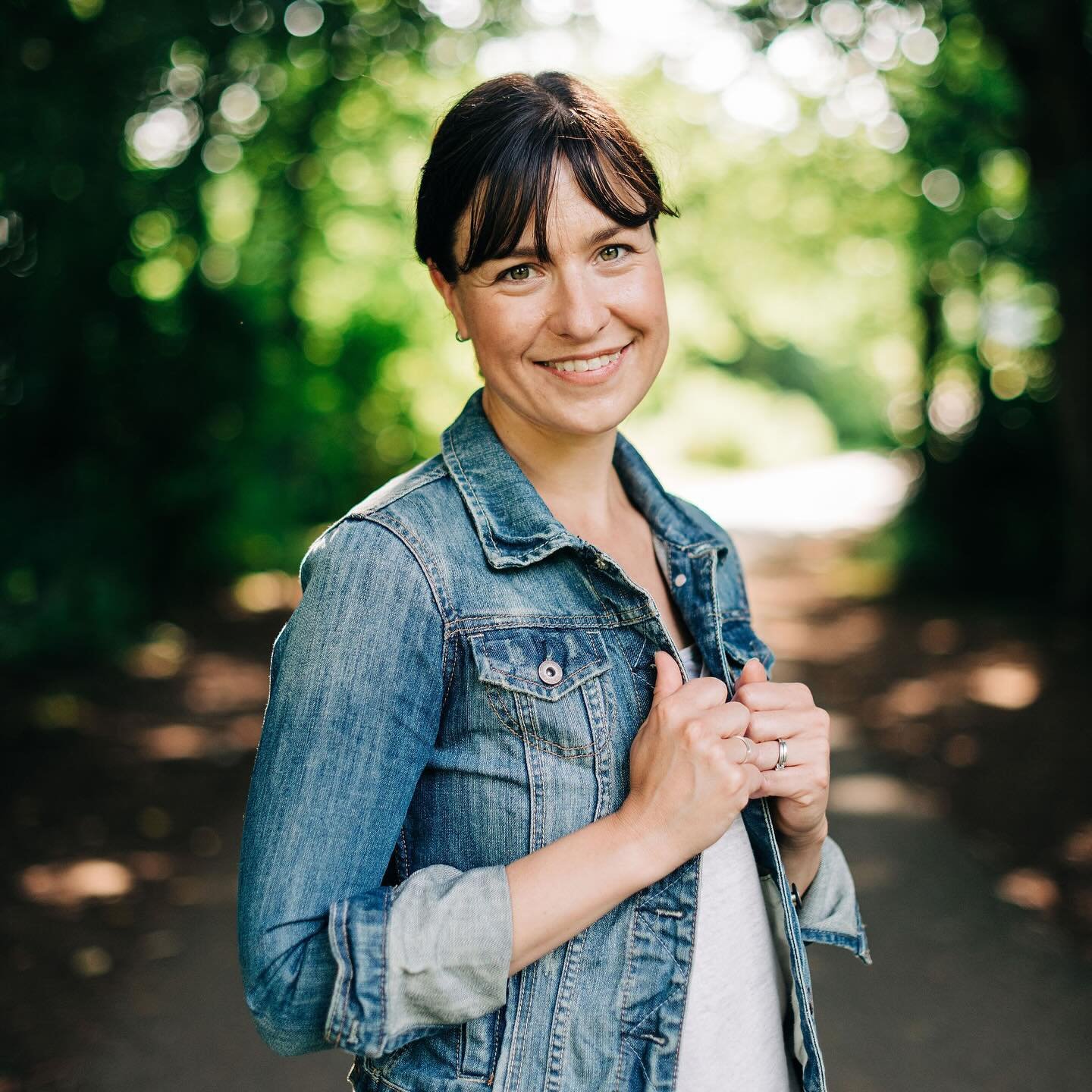 So looking forward to the summery days to come, which these photos from my last shoot with wonderful Louise (founder of @thehomeworkermag) totally transport me to.

These pics also show what a beautiful variety of images you can make in a short space
